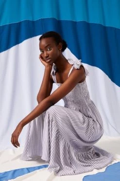 Γυναικεία Φορέματα Φόρεμα Medicine πολύχρωμο